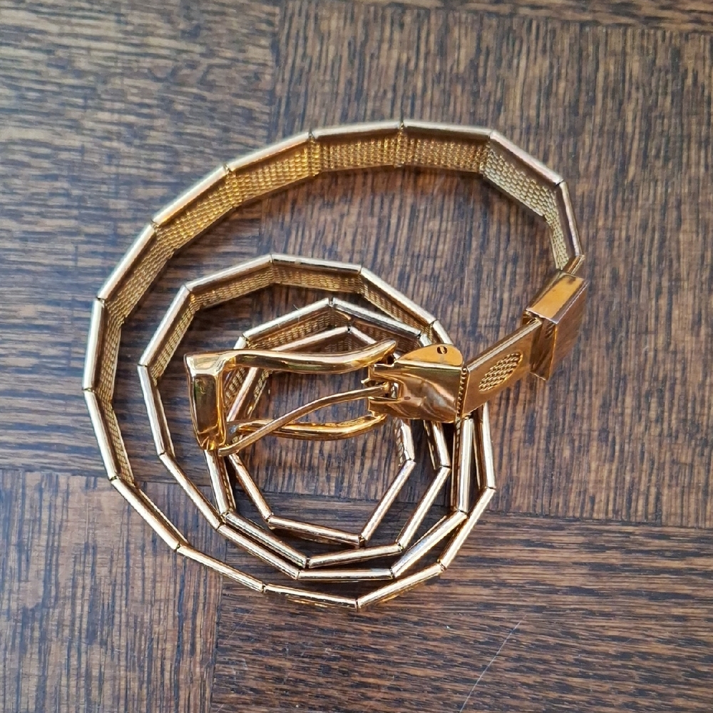Elegant Gold Tone Women's Belt, Vintage